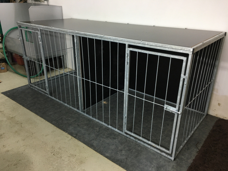 Interiérový odstavný box pro psa